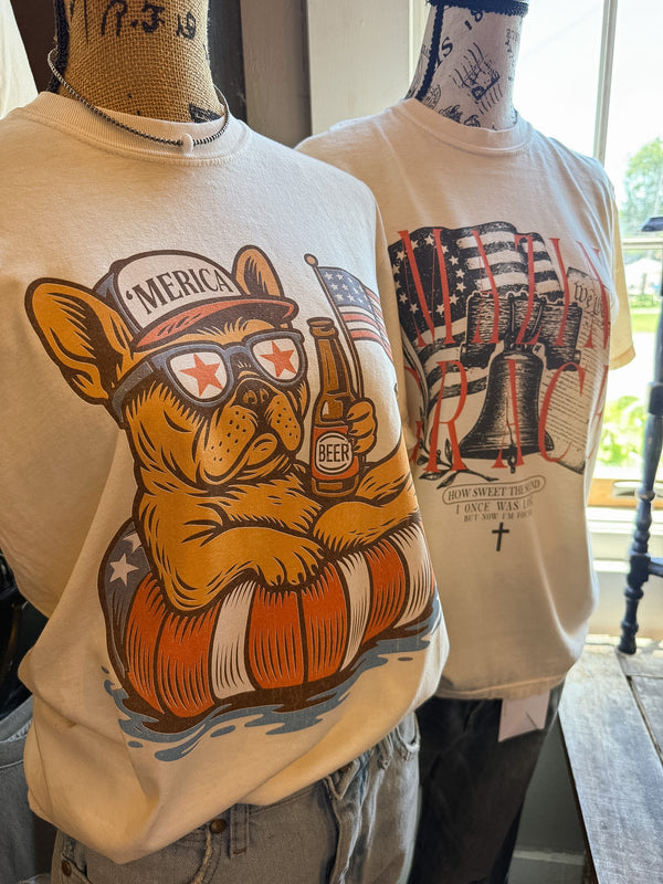 ‘Merica bulldog Graphic Tee